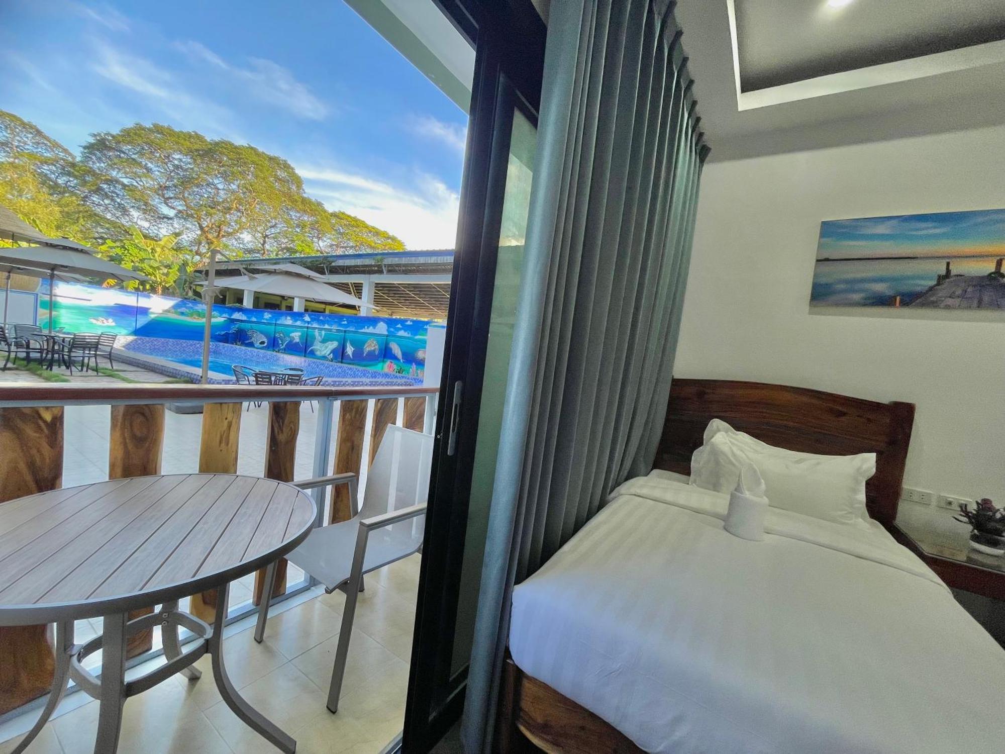 Panda Guest House Coron Extérieur photo
